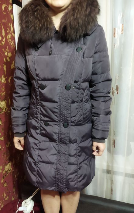 Пуховик жіночий зимовий