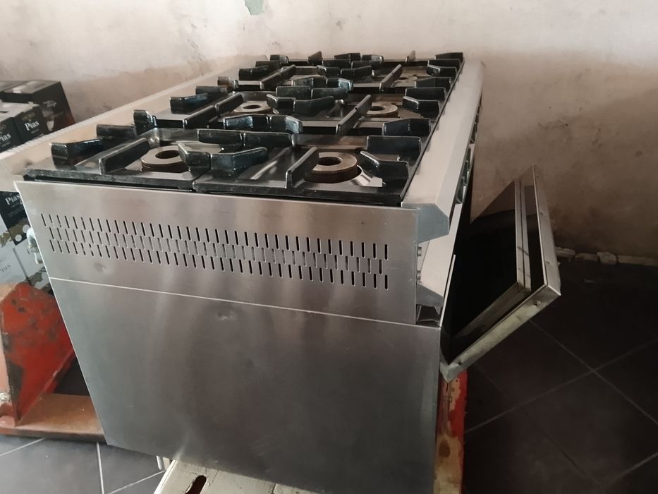 Fogão de 6 bocas industrial como novo