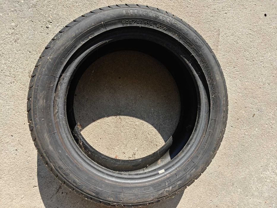 Par GoodYear 205/50R16 87W