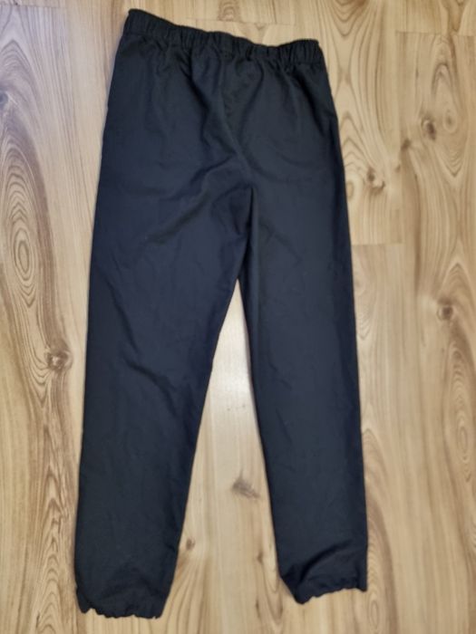 Spodnie dresy Helly hansen M 38