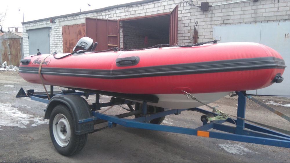 Моторний човен  Adventure RIB