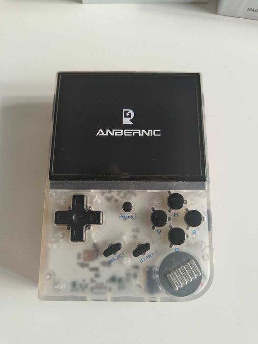 Konsolka Anbernic RG35XX
