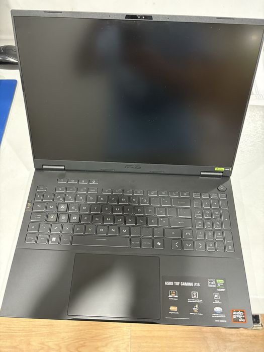 Portatil Asus A16 ( nao tenho interesse em trocas )
