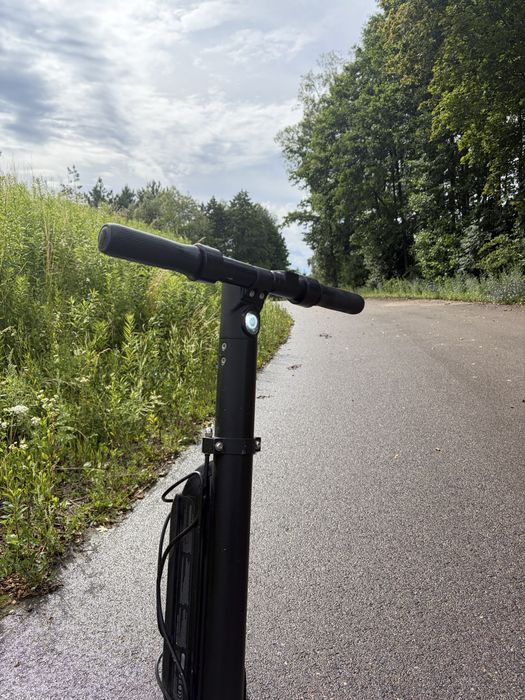 Hulejnoga elektryczna Ninebot Segway ES4