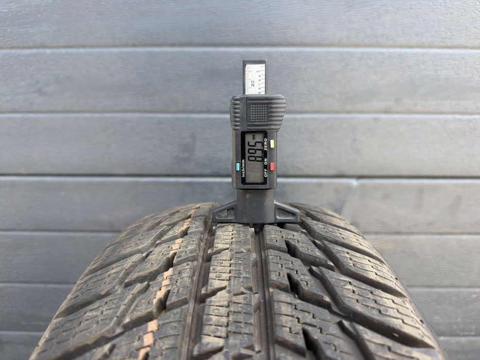 Pojedyncza opona zimowa Nokian 215/65/16 102H XL