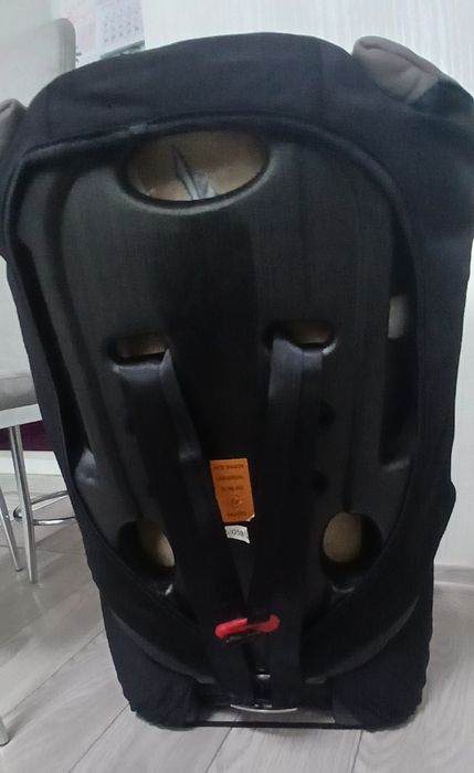 Дитяче автокрісло