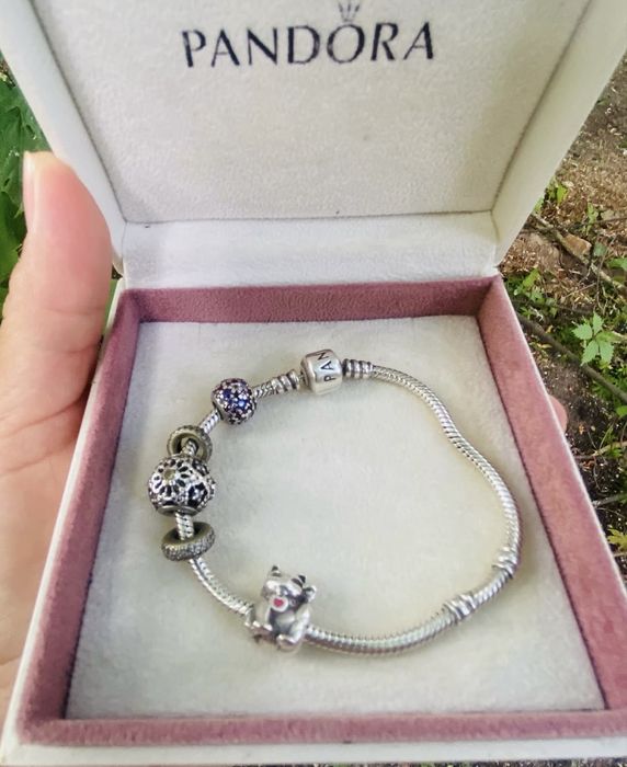 Продам браслет Pandora
