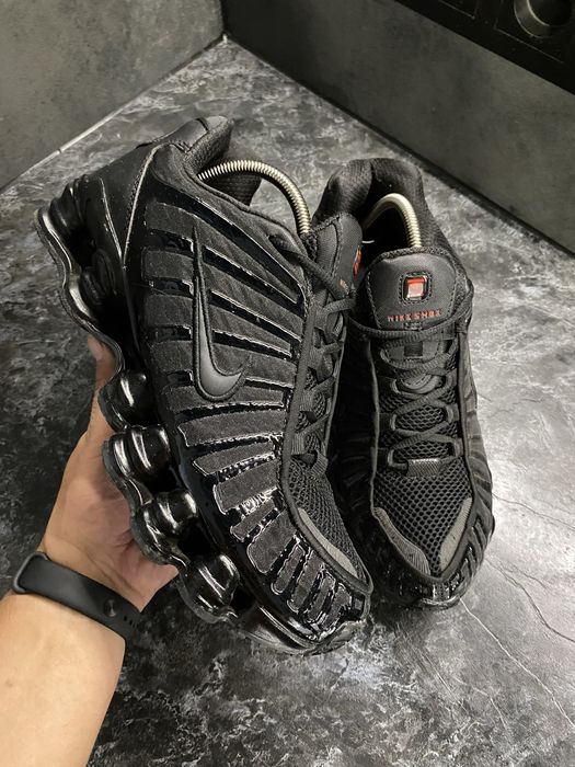 Bytu Nike Shox TL Triple Black