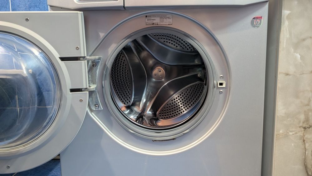 Пральна машина LG