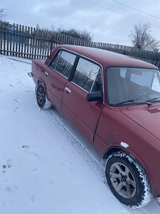 Продам ваз 21011