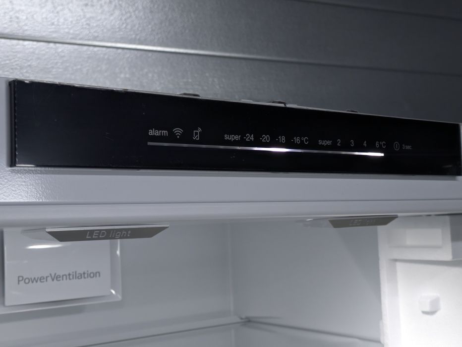 Новий Вбудований Великий Холодильник Siemens KB96N з Німеччини