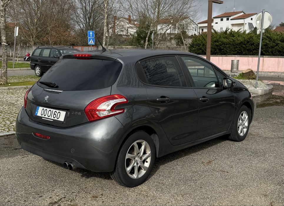 Peugeot 208 1.2 pureTech style