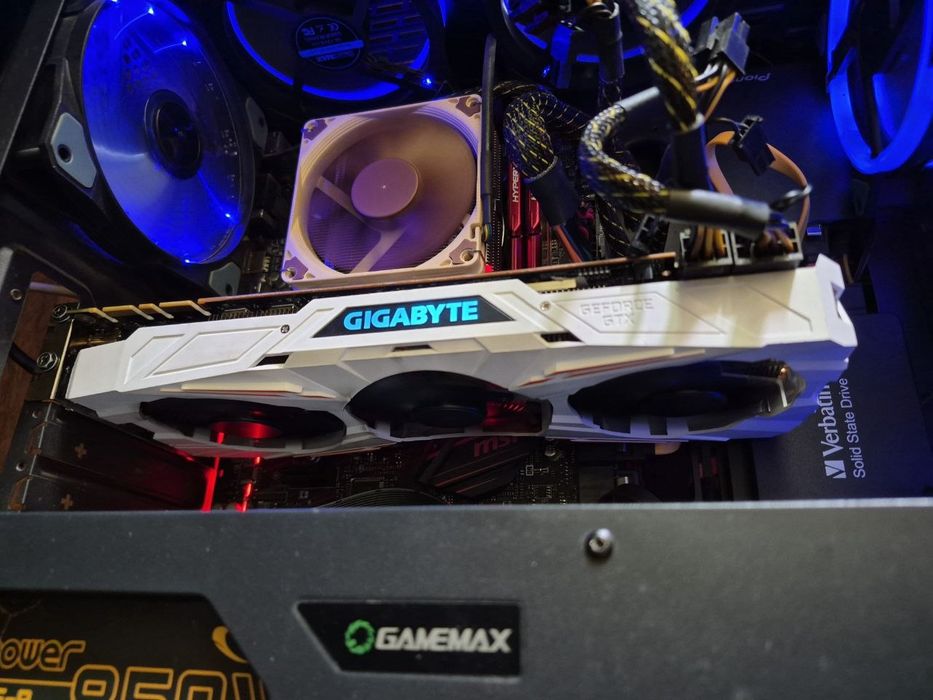 Відеокарта Gigabyte gtx 1080ti 11gb(під відновлення)