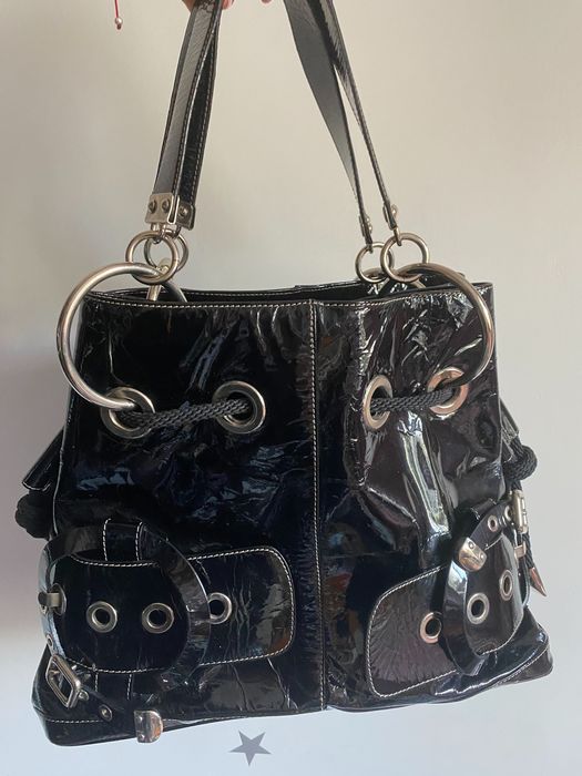 Czarna torba lakierowana Baldinini