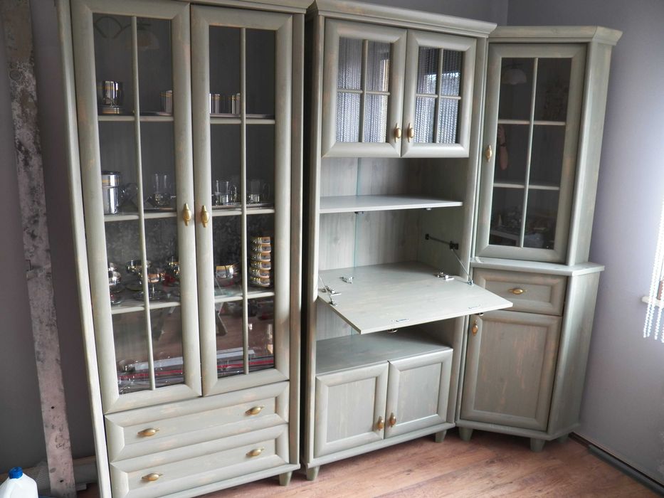 Barek "RETRO" BRW. Black Red White.