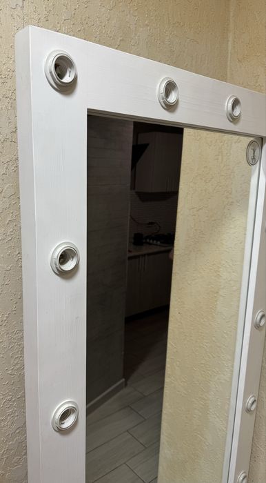 Продаю!!Дзеркало 200/60