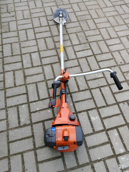 Kosa spalinowa Husqvarna 555 FXT