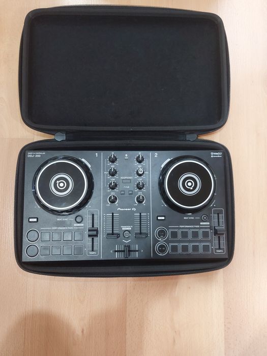 Pioneer DDJ-200 + Bag