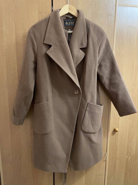 Пальто осенее camel