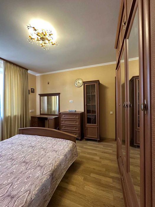 Продам  2-комн.квартиру с Ремонтом ул.Семена Палия/ Газ+ Кирпич