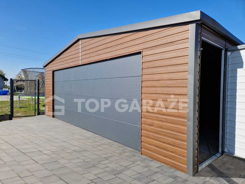 7m szeroki 6m długi 7x6 GARAŻ blaszany z bramą segmentową TOP GARAŻE
