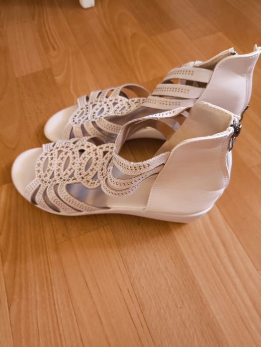 Sprzedam nowe buty