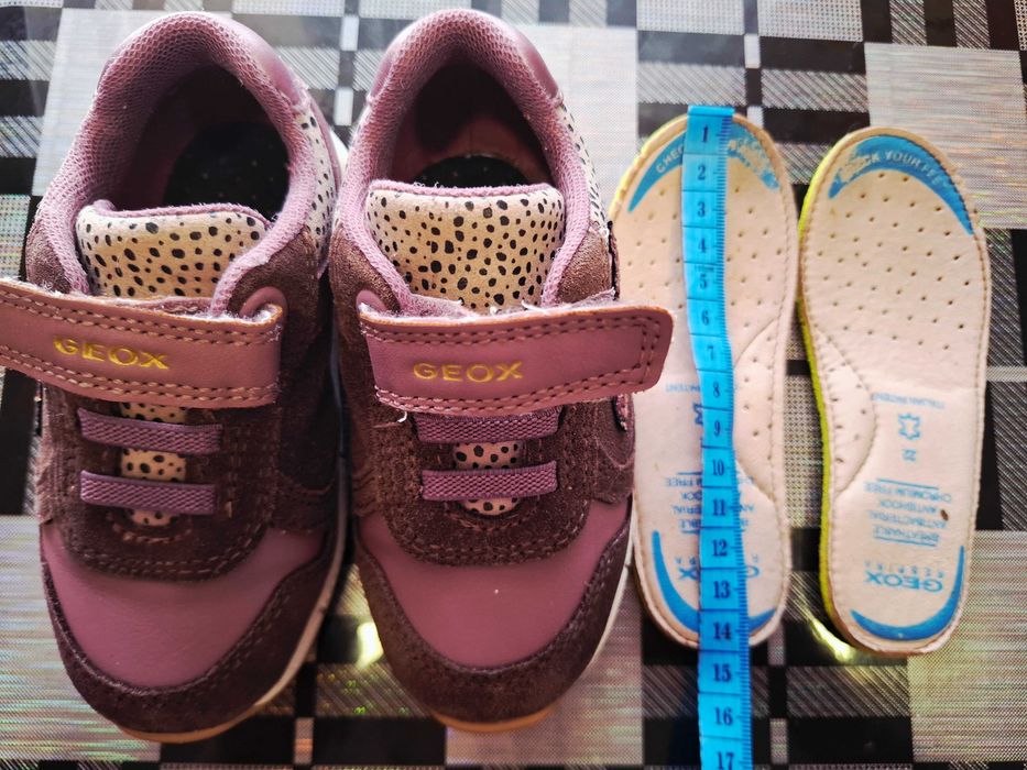 Кросівки для дівчинки