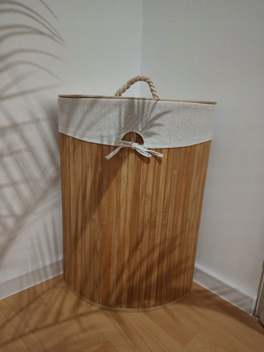 Kosz bambusowy na pranie narożny z pokrywą 60L, 44x36x60 cm, beżowy
