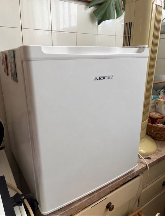 Mini Congelador Vertical Jocel – JCV32