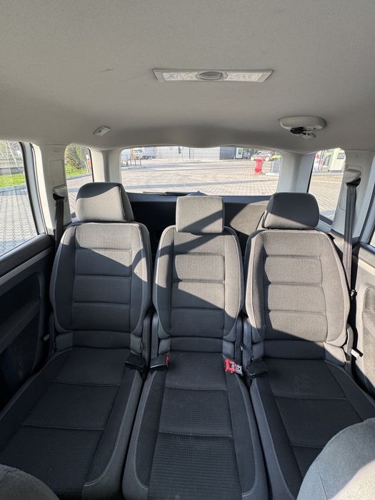 Volkswagen Touran 2.0 tdi lifestail / automat