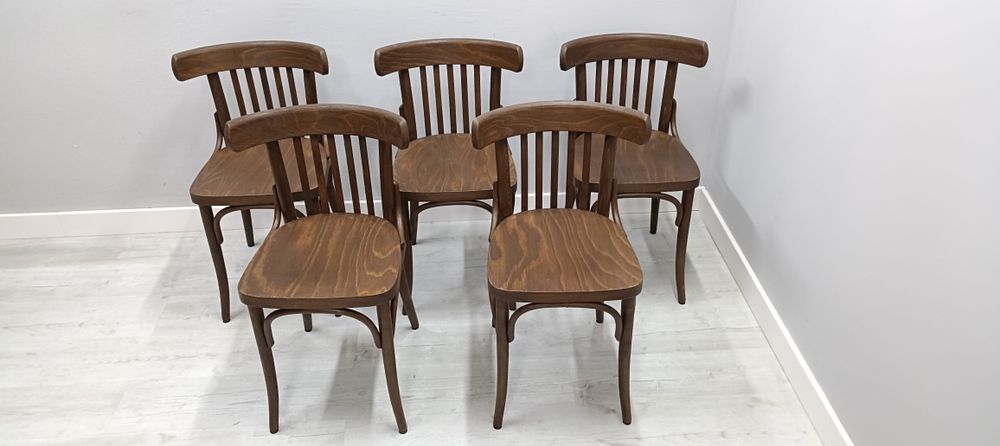 Krzesła Thonet Fameg Radomsko po renowacji restauracja dostępne 30szt