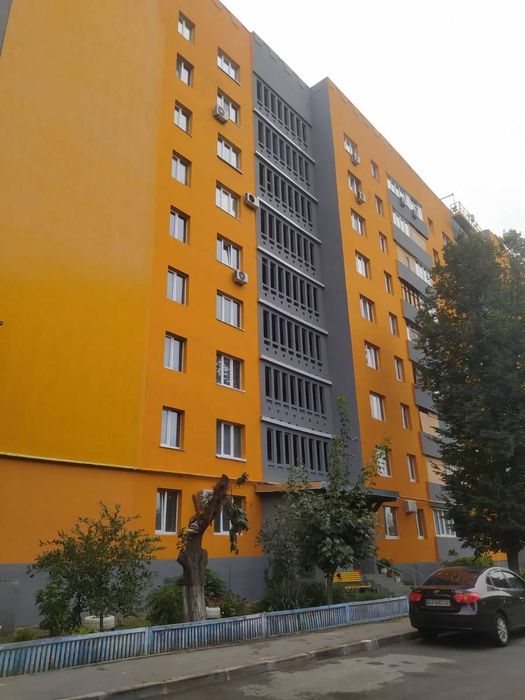 Продам 1 кімнатну квартиру на ССалтівці-3  вул. Н Ужвій 4/9покращеного планування 25000у.е.
