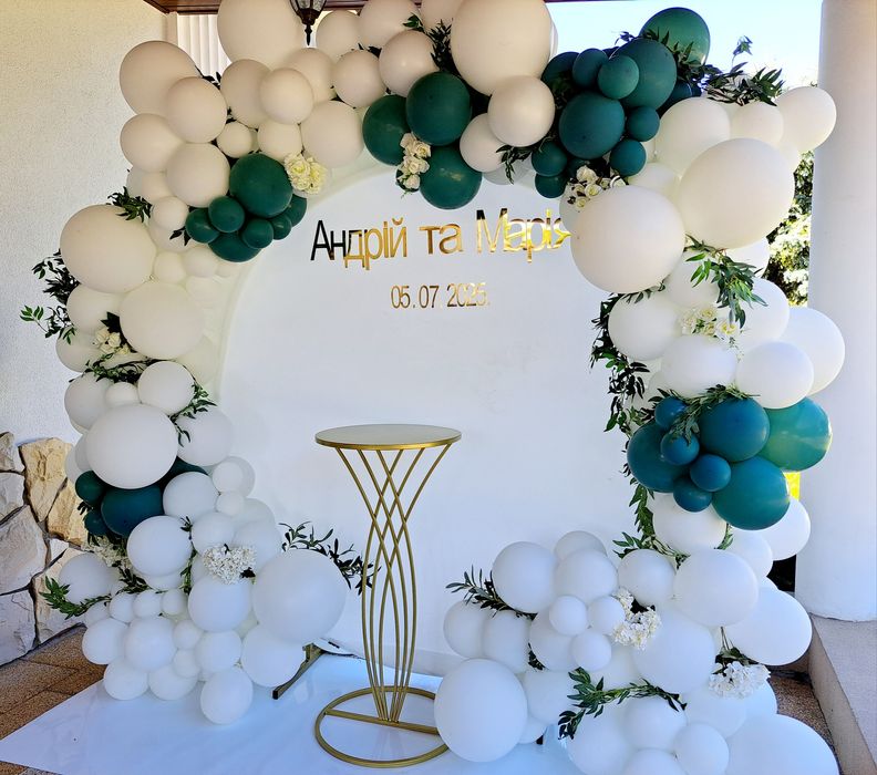 Dekoracja balonowa koło ścianka na chrzest komunia roczek balony