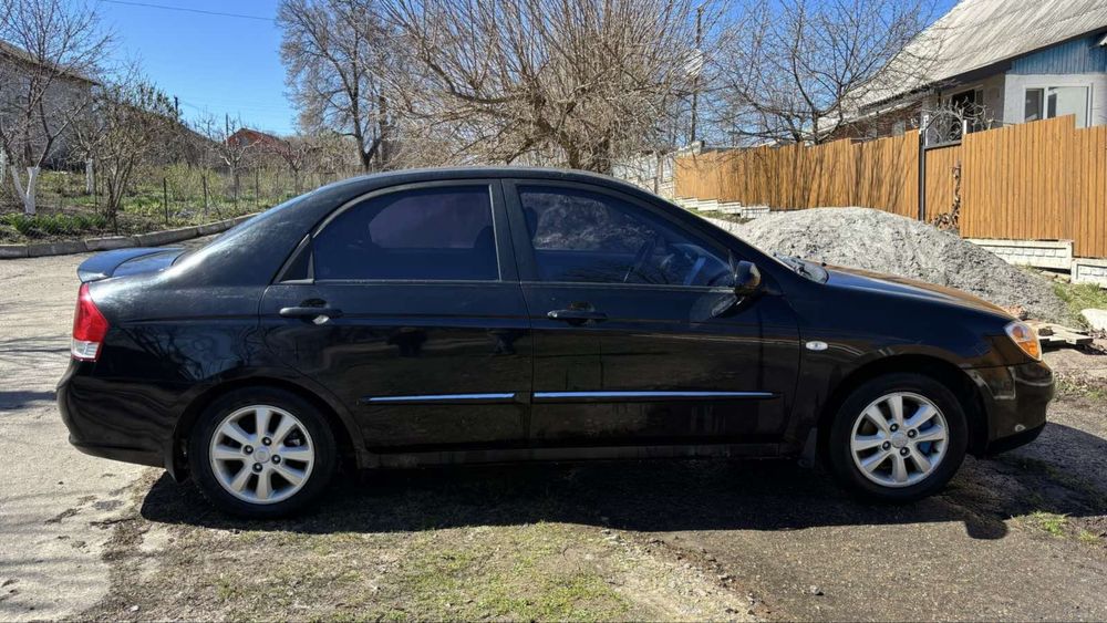 Продам.kia cerato