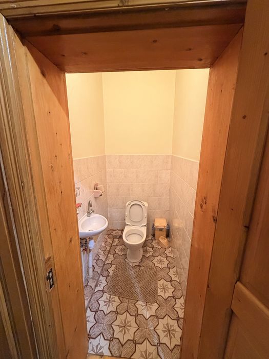 Будинок в Микитинці.