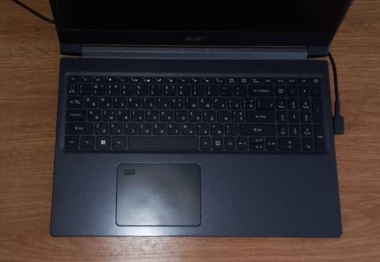 Acer Aspire 7 A715 144Hz[RTX 3050 Ti • Ryzen 5]Kingston Fury 16/500GB