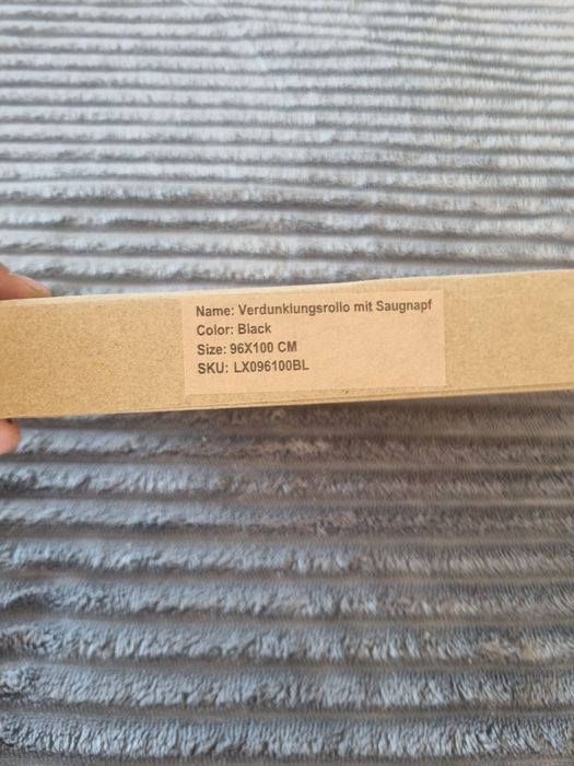 Roleta dachowa lub auto  - Roleta zaciemniająca na okno 100 x 96cm