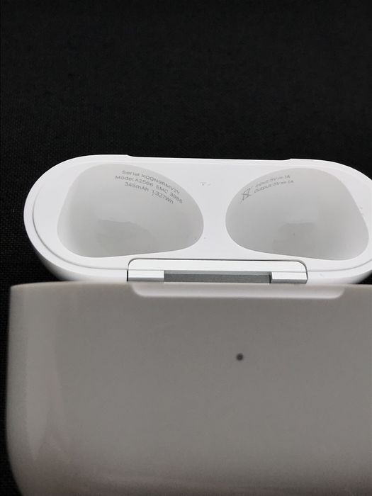 Кейс airpods 3 ОРИГИНАЛ Модель A2566/A2897