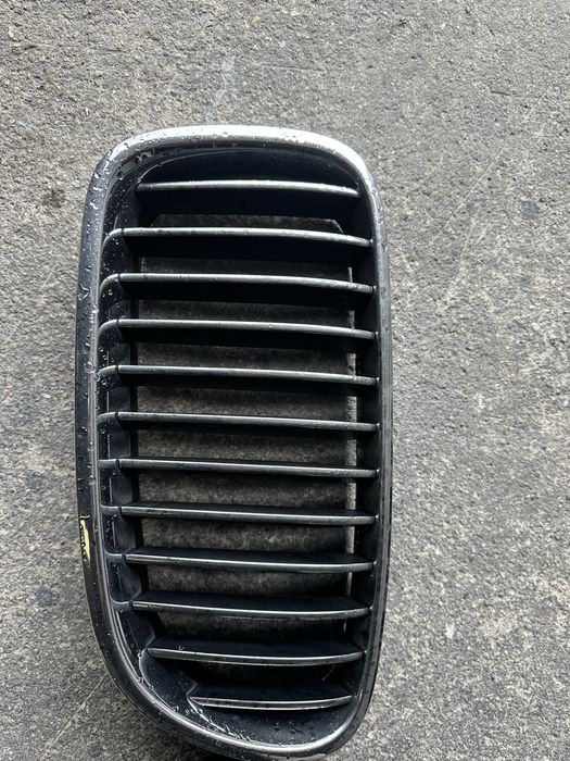 Grelhas originais bmw f11