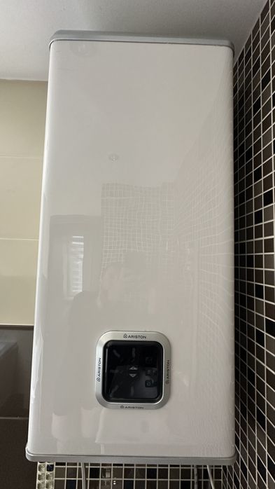 Бойлер Ariston 80 литров