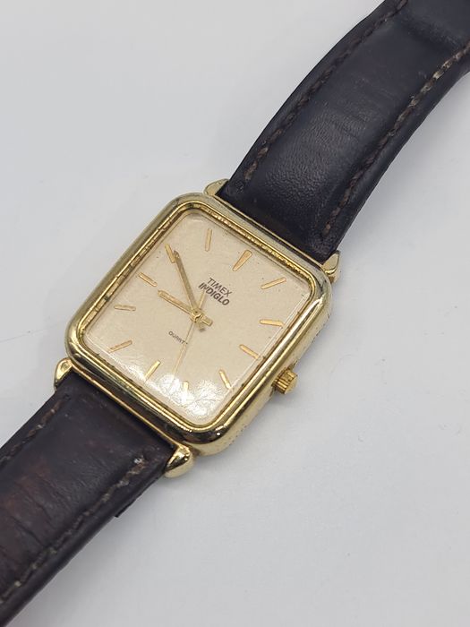 Relógio analógico Timex Indiglo