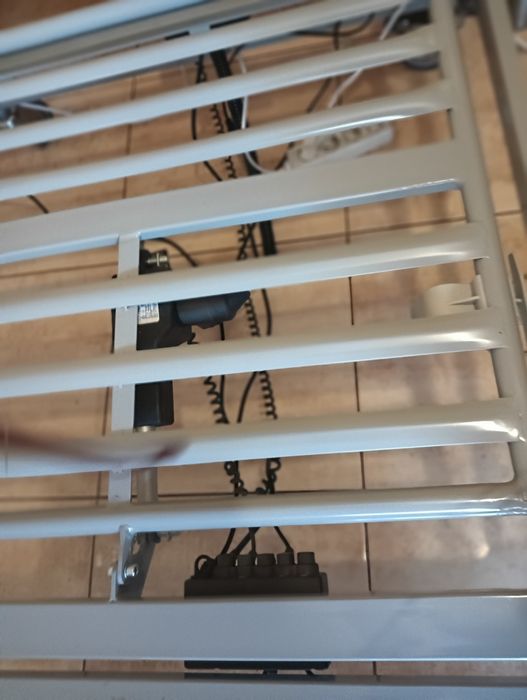 Cama articulada e colchão anti escarass