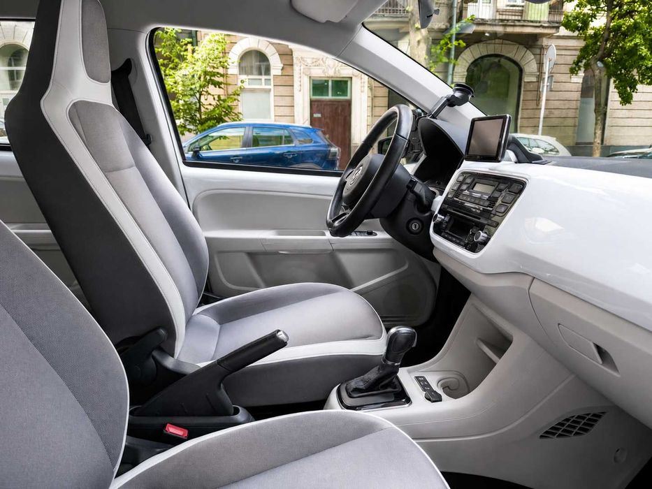 Volkswagen e-Up 2014 VIN WVWZZZAAZED903820 фото оголошення 7 з 12