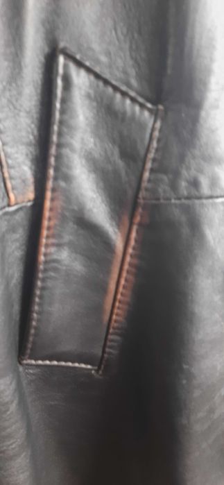 Продам чоловічу шкіряну куртку Via Montenapoleone