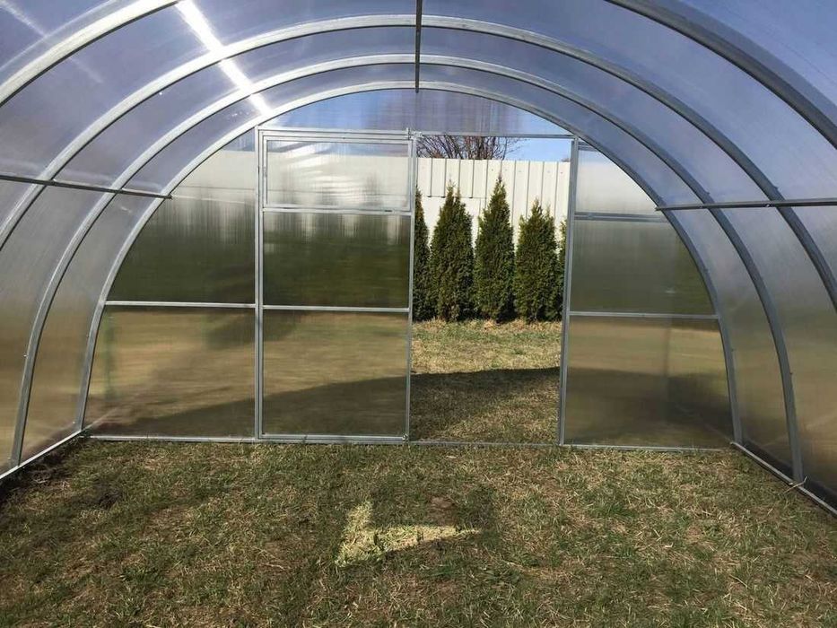 Садовые арочные теплицы от 2м Садові арочні теплиці від 2м