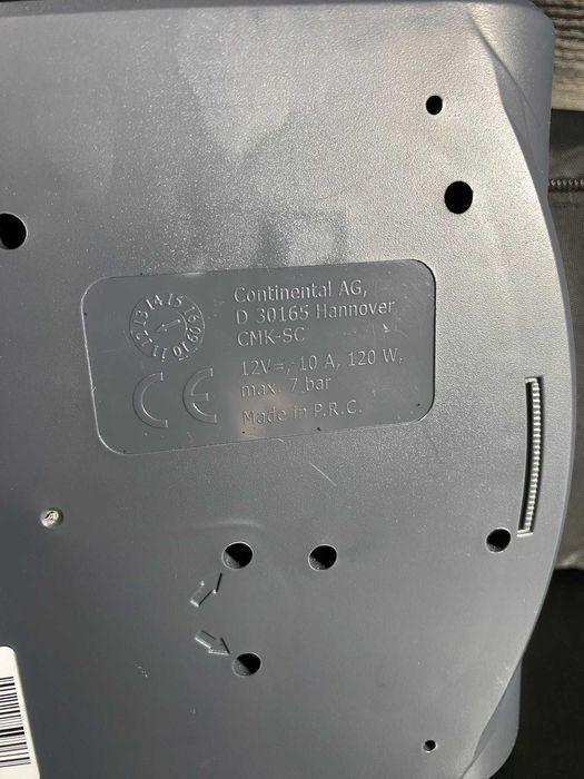 Автомобільний компресор Renault / Continental Tire Mobility Kit.