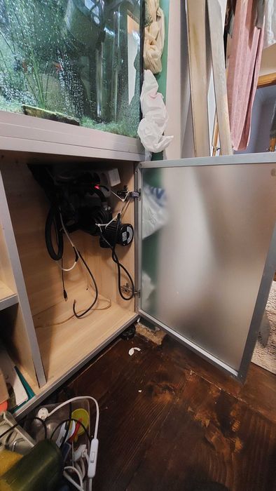 Акваріум 200 л з тумбочкою і обладнанням б/у