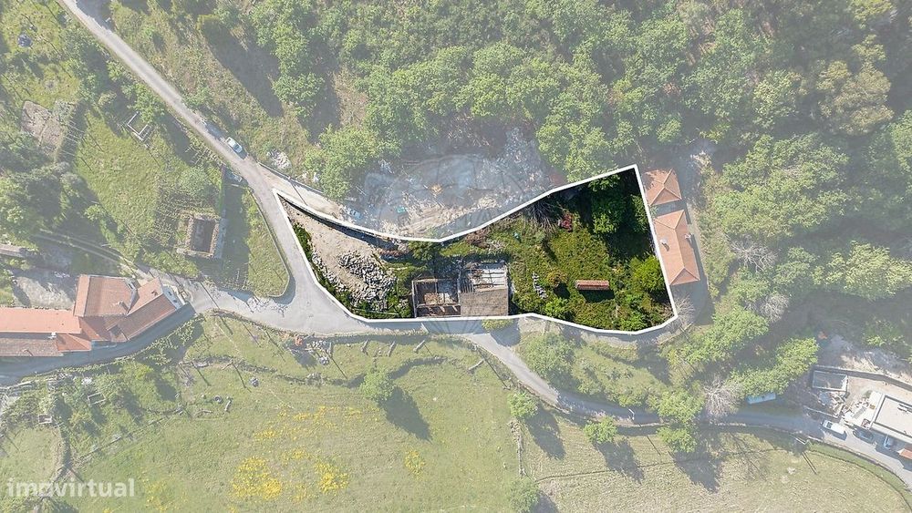 Moradia T2 para venda — Serzedelo, Braga
