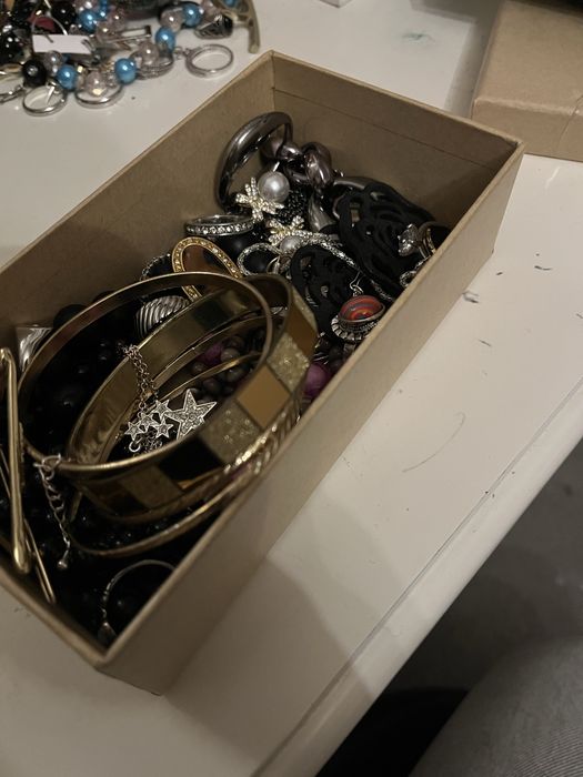 Pudełko z biżuterią mystery