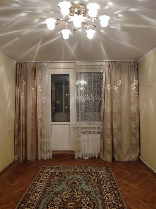 Продаж 4-кімнатної квартири в  м. Старий Самбір